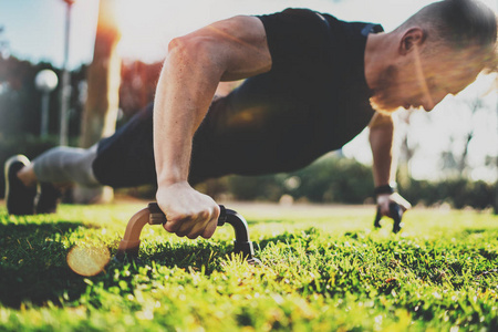 到持久的抵 到持久的抵
